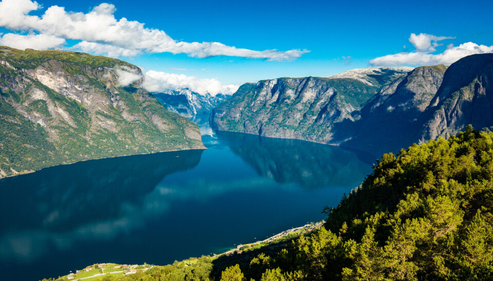 Klimaendringer og menneskeskapte tilførsler har gitt lavere oksygennivå i Sognefjorden.