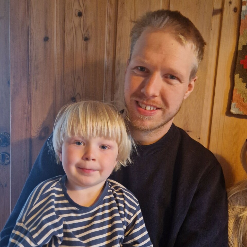 Simen har tatt over Hals gård, der folk har levd iallefall siden år 0.