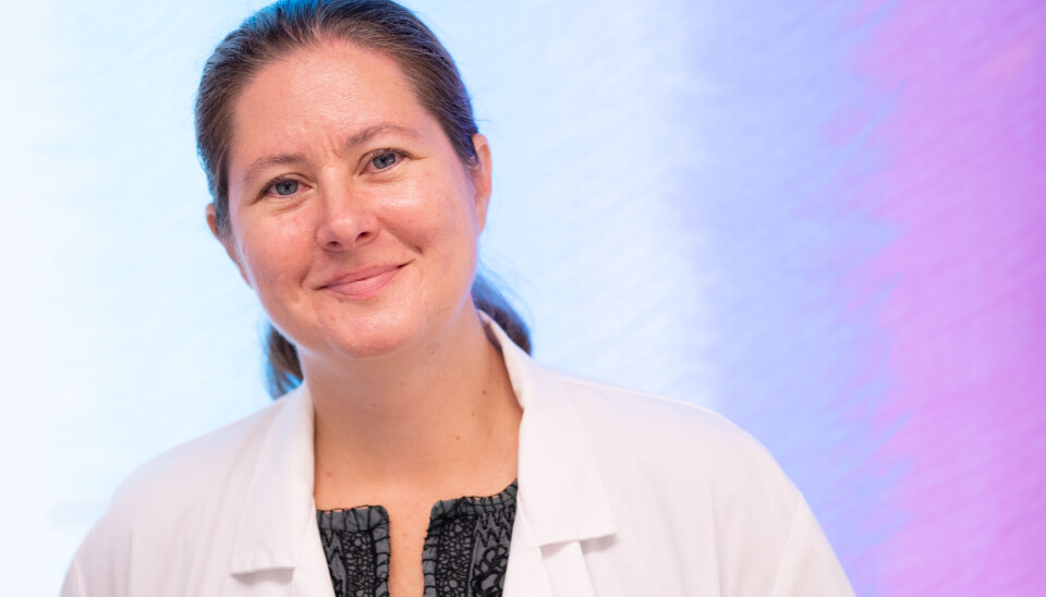 De som jobber med vaksiner vet godt om effekten de kan ha på hjerte- og karsykdommer, ifølge professor Gunnveig Grødeland. – Det er ekstra viktig at eldre som har høyest risiko for hjerte- og karsykdommer tar influensavaksine hvert år, ikke bare for å unngå influensa, sier hun. Nærbilde av Gunnveig Grødeland.