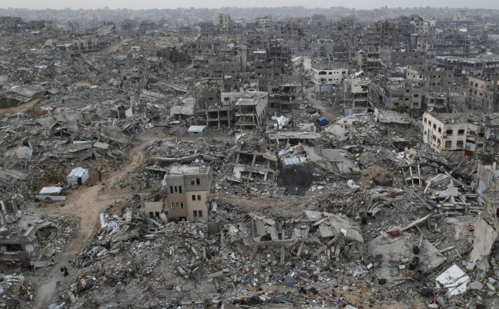 Israel har jevnet store deler av Gazastripen med jorden og drept minst 53.500 palestinere de siste 19 månedene, ifølge FN.