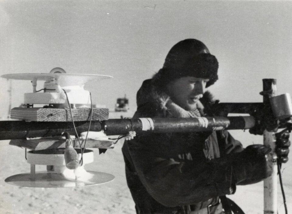 Geofysiker Torgny Vinje bidro til norsk forskning i Antarktis. Her er Vinje i arbeid på «Norway Station» i Antarktis i 1960.