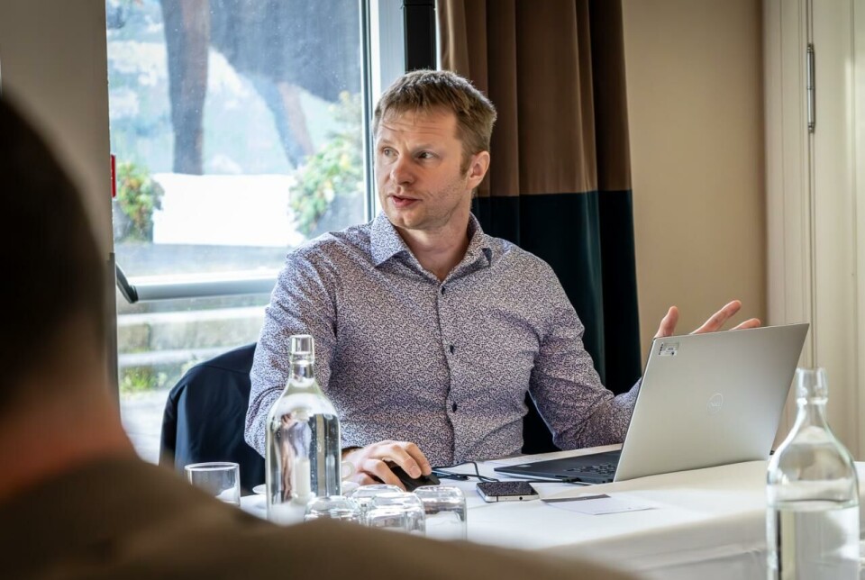 Forskerne kartlegger muligheter i nord og løfter fram gode eksempler, forklarer Andrey Mineev i Business Index North-prosjektet. Her er han fotografert under et møte i Reykjavik.