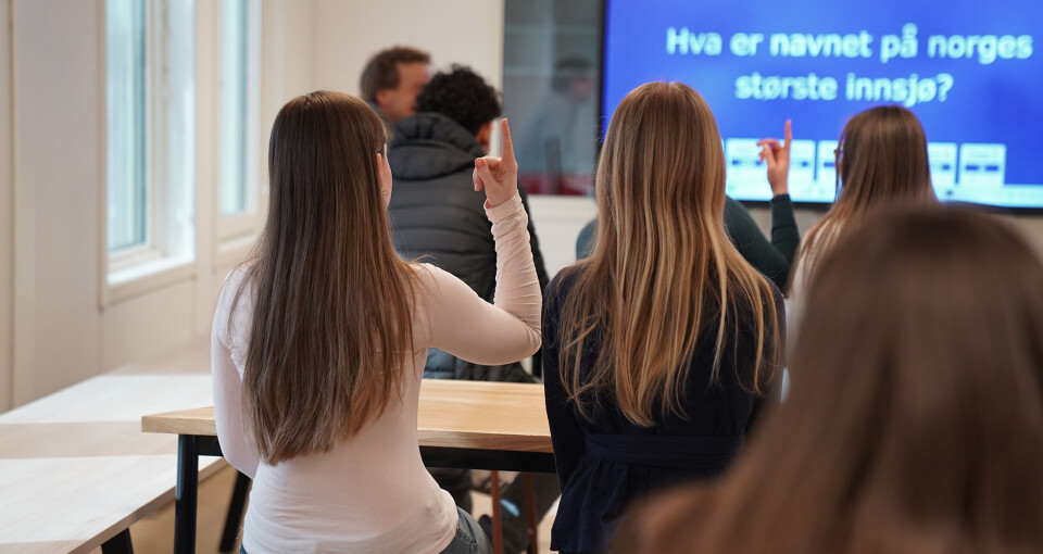 Offentlig skole må forholde seg til samme mekanismer som i kommersielle markeder, hevder forsker.