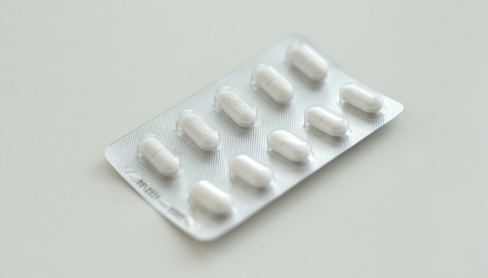 I Norge selges paracetamol under merkenavn som Paracet, Panodil og Pinex. Du kan også få kjøpt tabletter som bare heter Parcetamol. Alle inneholder det samme.