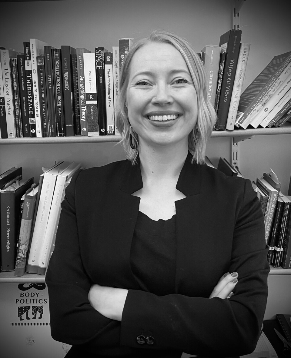 Arkeolog Marianne Hem Eriksen leder prosjektet Body-Politics, som akkurat som navnet tilsier undersøker temaet kropp og politikk under jernalder og vikingtid.