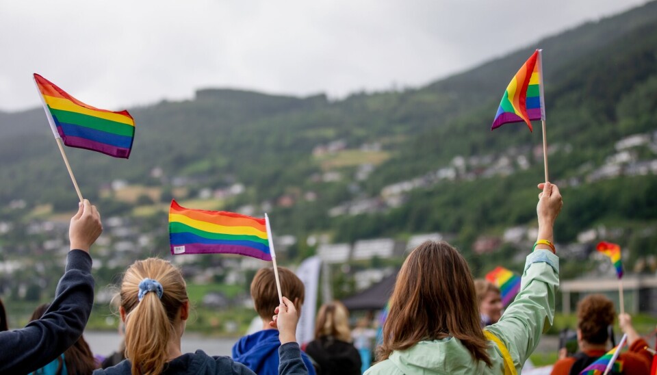 Flere nordmenn oppgir nå at de er tiltrukket av samme kjønn enn tidligere.