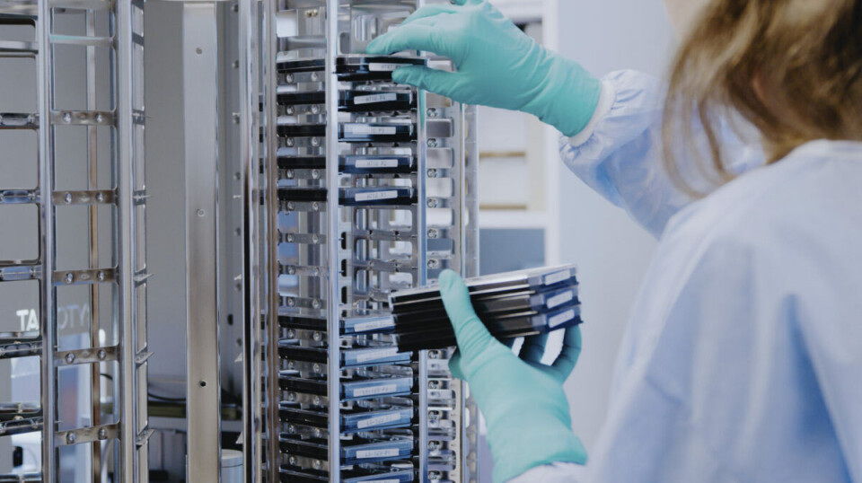 På laboratoriet til Sintef går det an å teste langt flere forskjellige måter å produsere de riktige cellene på.