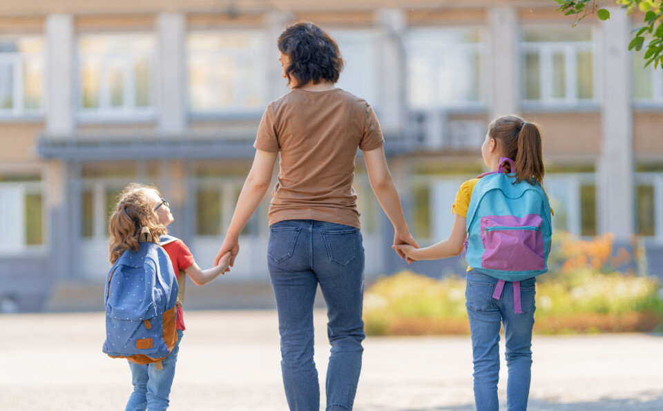 Med tidlig innsats, godt samarbeid og tilpassede tiltak, er det mulig å hjelpe flere barn tilbake til en trygg og god skolehverdag, mener forskerne.