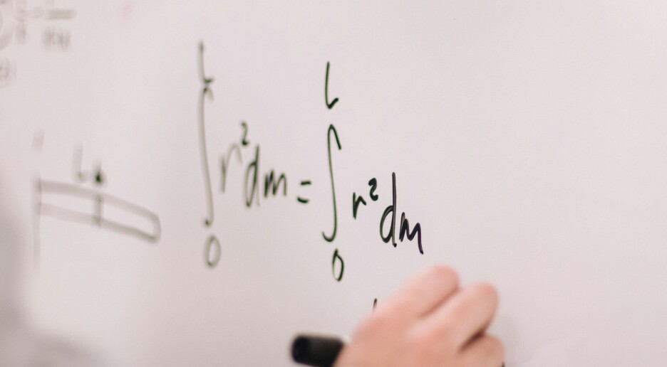 – Skolematematikken skaper unødvendig matteangst