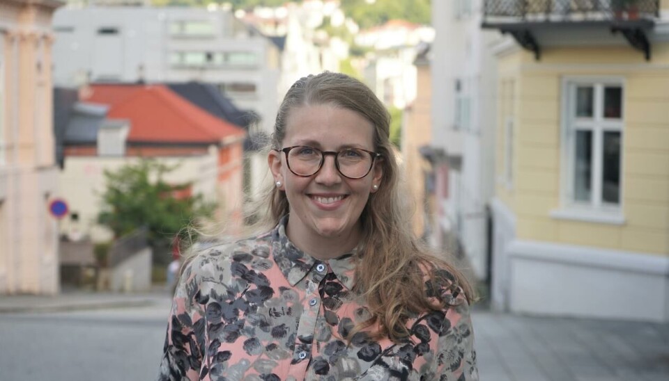 Lise Lund Bjånesøy har forsket på de nye Frp-velgerne og hvilke holdninger de har. Det kan si noe om hvorfor Frp gjorde et brakvalg i år.