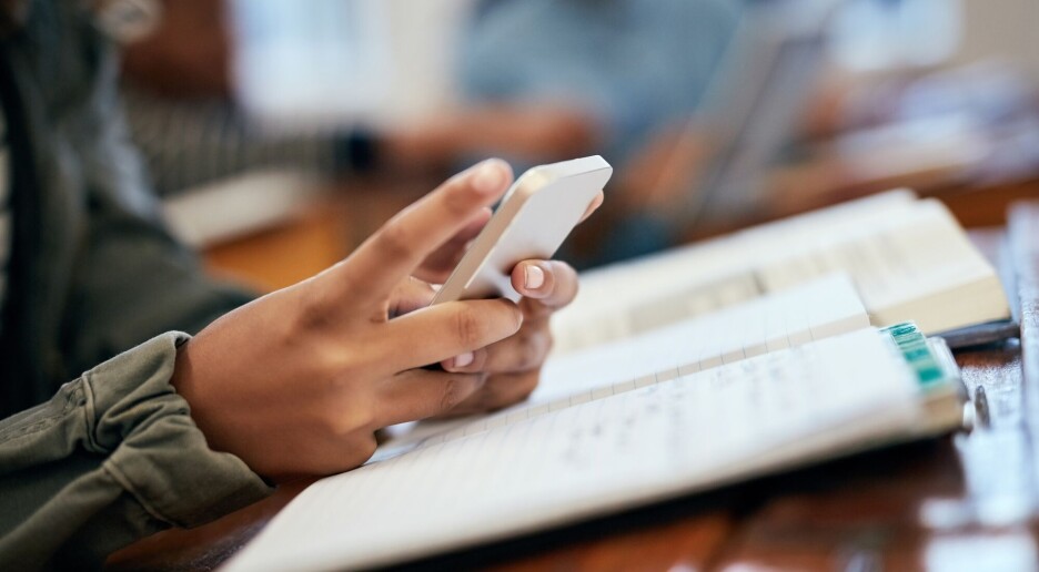 Studenter fikk bedre karakterer etter mobilforbud