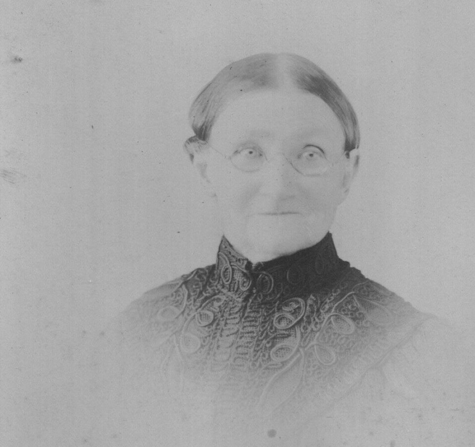 «Hun er en varm og livlig dame, som man ikke kan annet enn å elske når man blir kjent med henne.» Portrett Sarah Olmstead.