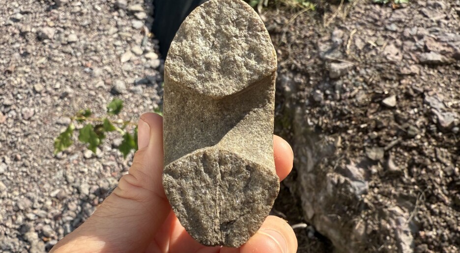 Norske arkeologer fant 9.000 år gammel, sjelden hammer fra steinalderen