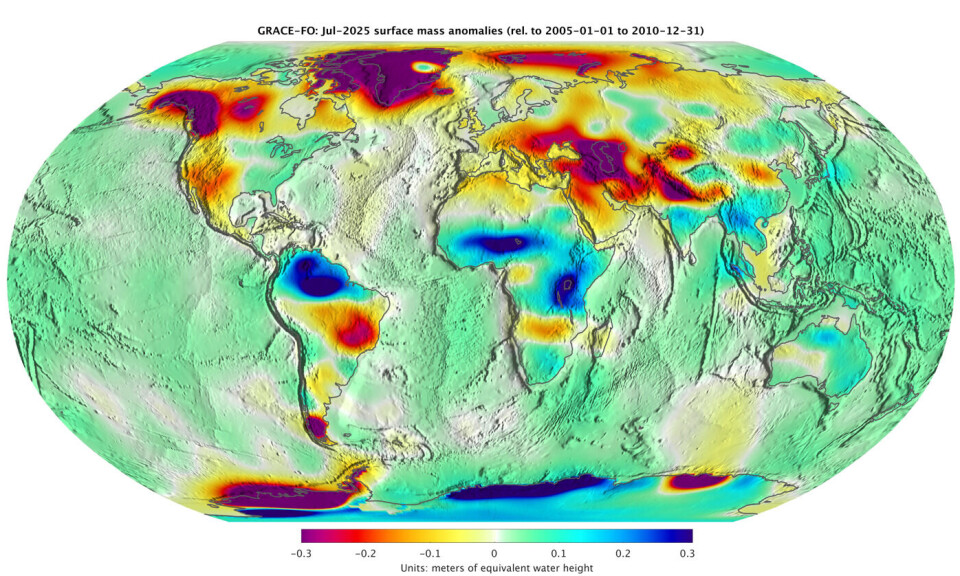 Endringene i tyngdefeltet, omregnet til vannhøyde, målt fra tyngdefeltsatellitter. (Blå farge viser mer vann/is, mens rød farge viser mindre vann/is.