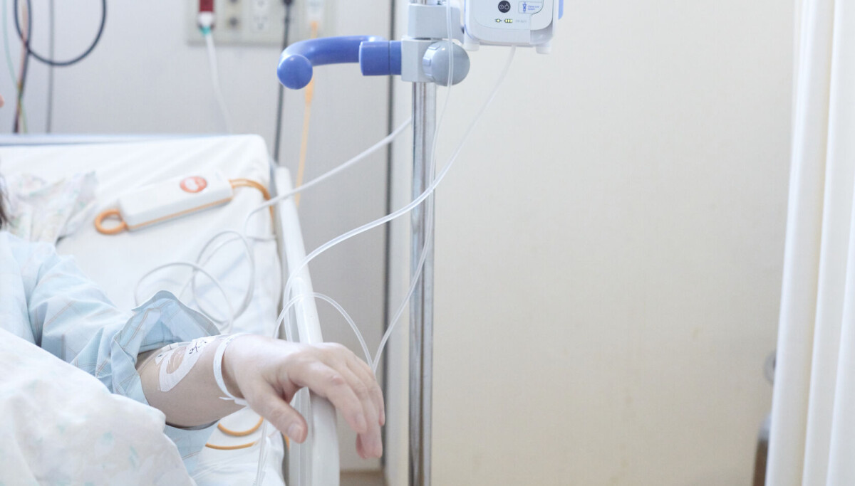 Studie: Nokre intravenøse legemiddel har for strenge retningslinjer