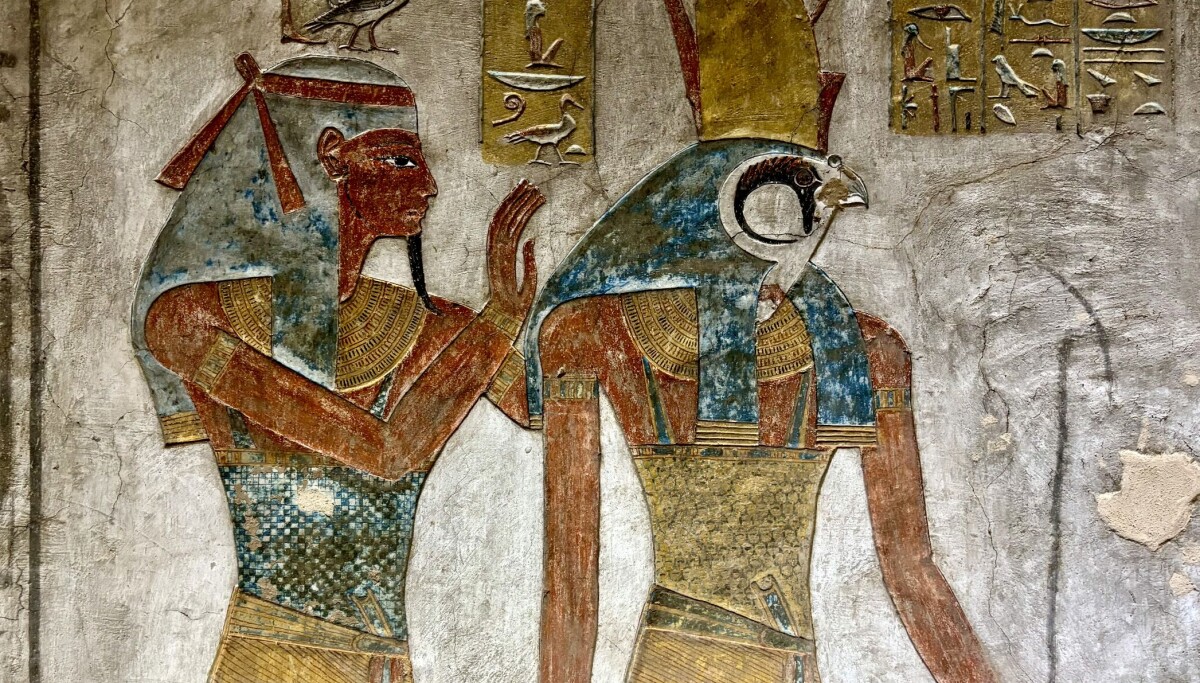 Hvorfor står det så mange gamle «egyptiske» obelisker på norske kirkegårder?