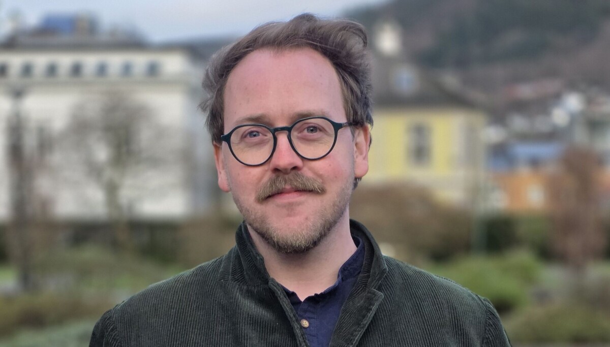 Forsker: Politikere fyrer opp konflikter, men klarer ikke å slukke dem