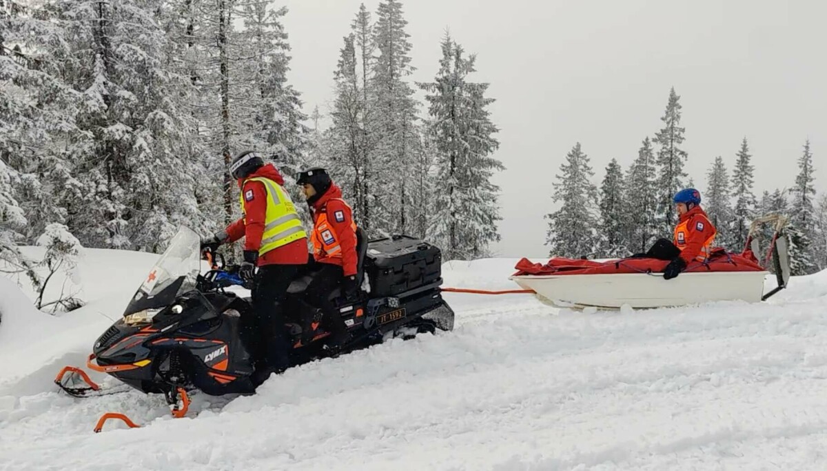 Når ulykken er ute i fjellet: Slik holder Røde Kors oversikten