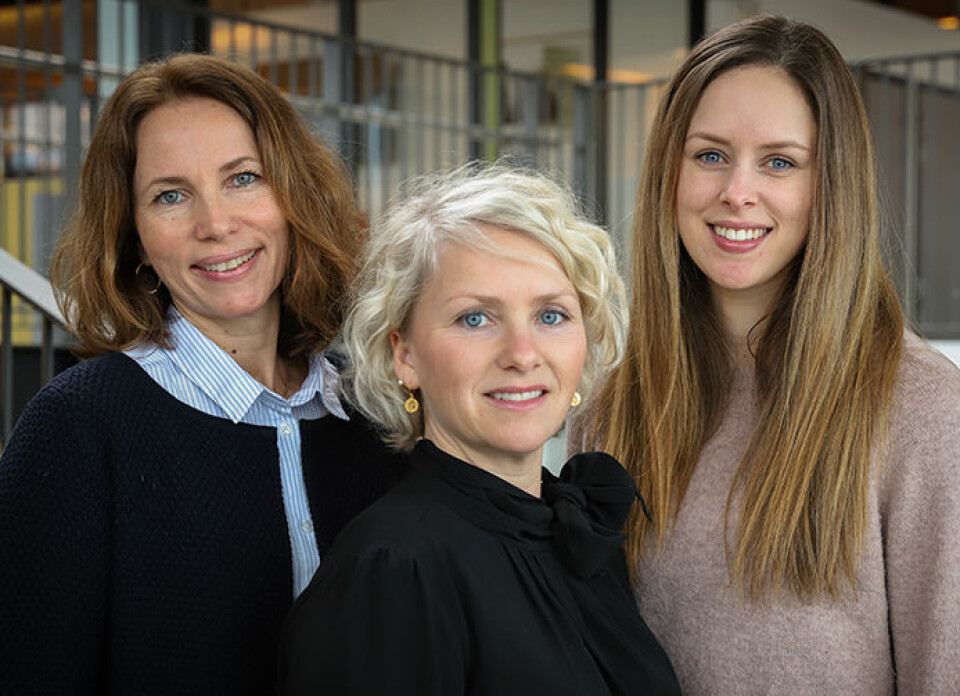 Mari Myhrstad, Vibeke Telle-Hansen og Line Gaundal søker deltakere til en forskningsstudie om helseeffekter av fett. (Foto: OsloMet / Marit Christiansen)