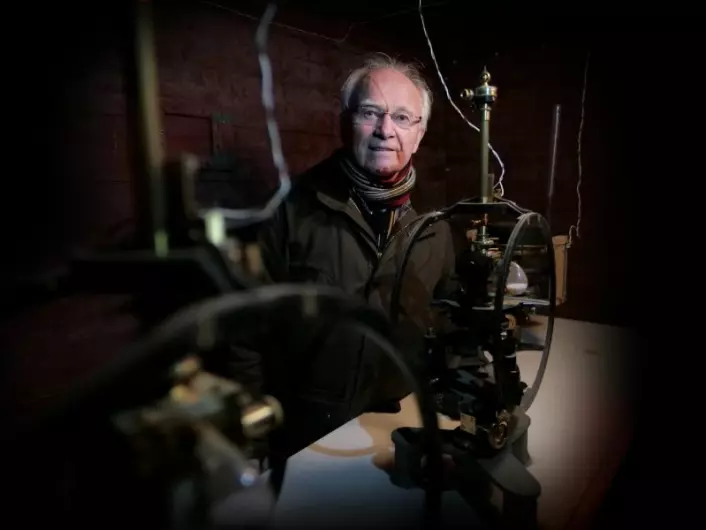 Asgeir Brekke 50 år etter at han først begynte med nordlysforskning. (Foto: Jon Terje Hellgren Hansen)