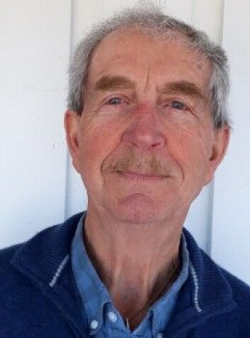 Olav Veka synes det er påfallende at nordmenn er så opptatt av fornavn, og at vi ikke er mer opptatt av etternavn. Fornavnene våre henter vi jo nå stort sett fra moter i utlandet. Etternavnene forteller historier om opphavet vårt i Norge eller andre land. (Foto: Privat) Olav Veka synes det er påfallende at nordmenn er så opptatt av fornavn, og at vi ikke er mer opptatt av etternavn. Fornavnene våre henter vi jo nå stort sett fra moter i utlandet. Etternavnene forteller historier om opphavet vårt i Norge eller andre land. (Foto: Privat)