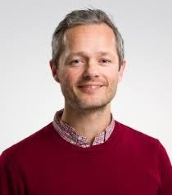 – Vi kan rett og slett ikke overdrive hvor viktig det er å ta fatt i hele familiesituasjonen når vi skal hjelpe familier hvor en av foreldrene lider av depresjon, mener psykolog John Kjøbli. (Foto: r-bup.no) – Vi kan rett og slett ikke overdrive hvor viktig det er å ta fatt i hele familiesituasjonen når vi skal hjelpe familier hvor en av foreldrene lider av depresjon, mener psykolog John Kjøbli. (Foto: r-bup.no)