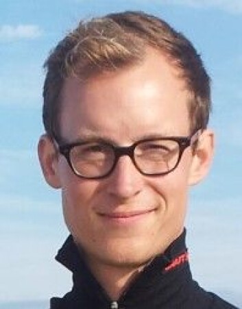 Forsker Eirik Degerud ved Folkehelseinstituttet tror ulik livsstil blant høyt og lavt utdannede bidrar mer til hjertehelsen enn alkoholen. (Foto: privat) Forsker Eirik Degerud ved Folkehelseinstituttet tror ulik livsstil blant høyt og lavt utdannede bidrar mer til hjertehelsen enn alkoholen. (Foto: privat)