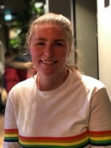 Kaja Tønder Østrøm brukte mye tid på å forstå de akademiske tekstene da hun startet studiene i spesialpedagogikk. (Foto: Siw Ellen Jakobsen) Kaja Tønder Østrøm brukte mye tid på å forstå de akademiske tekstene da hun startet studiene i spesialpedagogikk. (Foto: Siw Ellen Jakobsen)