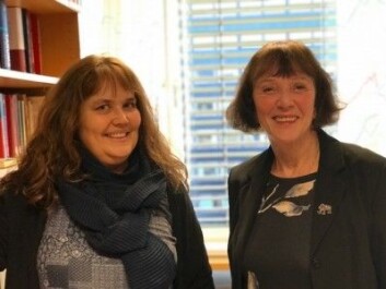 Kristin Hagen (t.v) og Ruth Vatvedt Fjeld ved Universitetet i Oslo tar studenter som ikke har fått det akademiske språket inn med morsmelka, på alvor. (Foto: Siw Ellen Jakobsen) Kristin Hagen (t.v) og Ruth Vatvedt Fjeld ved Universitetet i Oslo tar studenter som ikke har fått det akademiske språket inn med morsmelka, på alvor. (Foto: Siw Ellen Jakobsen)