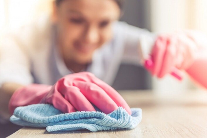Kan det være sånn at vi har det for rent rundt oss, og at det kan bidra til at vi får astma eller allergier? (Illustrasjonsfoto: VGstockstudio, Shutterstock, NTB scanpix) Kan det være sånn at vi har det for rent rundt oss, og at det kan bidra til at vi får astma eller allergier? (Illustrasjonsfoto: VGstockstudio, Shutterstock, NTB scanpix)