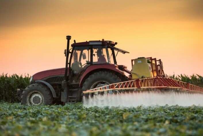 Plantevernmidler og GMO (genmodifiserte organismer) er eksempler på teknologi som ikke brukes i økologiske systemer. (Foto: Fotokostic / Shutterstock / NTB scanpix) Plantevernmidler og GMO (genmodifiserte organismer) er eksempler på teknologi som ikke brukes i økologiske systemer. (Foto: Fotokostic / Shutterstock / NTB scanpix)