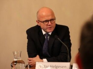 - Endringene skjer raskt, men politiske beslutningsprosesser er ofte ikke så raske, sier Vidar Helgesen. - Endringene skjer raskt, men politiske beslutningsprosesser er ofte ikke så raske, sier Vidar Helgesen.
