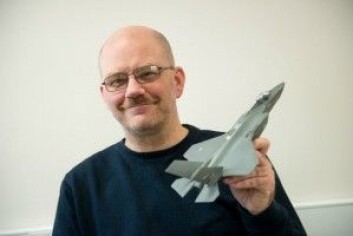 Å få jobbe med F35 er en drømmejobb for en flynerd som meg, sier sjefsforsker Stian Betten ved FFI. (Foto: Christian Tandberg, FFI) Å få jobbe med F35 er en drømmejobb for en flynerd som meg, sier sjefsforsker Stian Betten ved FFI. (Foto: Christian Tandberg, FFI)