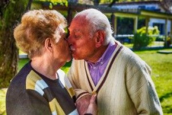 Noen eldre menn tar testosteron fordi de opplever redusert sexlyst. Men de bør kjenne til mulige bivirkninger, ifølge eksperter. (Foto: GagliardiImages / Shutterstock / NTB scanpix) Noen eldre menn tar testosteron fordi de opplever redusert sexlyst. Men de bør kjenne til mulige bivirkninger, ifølge eksperter. (Foto: GagliardiImages / Shutterstock / NTB scanpix)