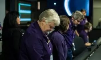 Bildet viser en av lederne for Cassini-prosjektet, Julie Webster, like etter at ferden var avsluttet. (Foto: Nasa)