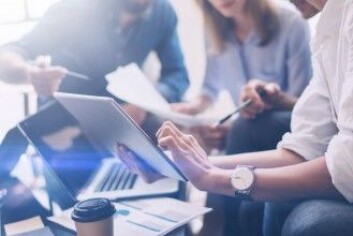 Et typisk eksempel på divergent kreativ tenkning (det å få nye ideer) ser vi for eksempel i en brainstormingprosess. (Foto: SFIO CRACHO / Shutterstock / NTB scanpix) Et typisk eksempel på divergent kreativ tenkning (det å få nye ideer) ser vi for eksempel i en brainstormingprosess. (Foto: SFIO CRACHO / Shutterstock / NTB scanpix)