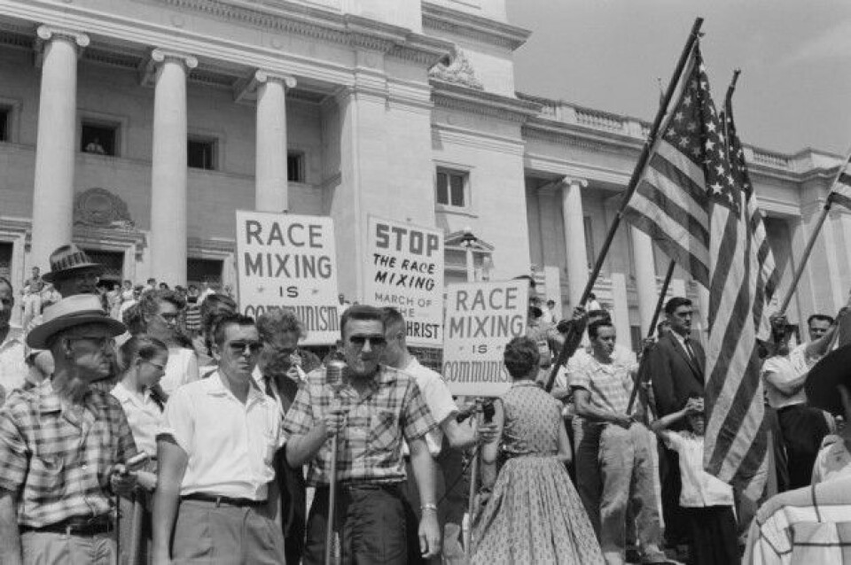 Sørstatenes krigsmonumenter ble stilt opp i perioder da hvite amerikanere kjempet for å bevare raseskillene. Her er det i 1959. (Foto: Library of Congress, USA)