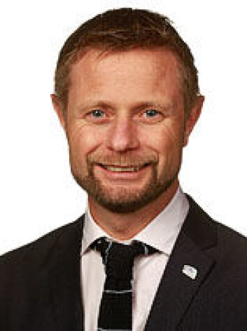 – Skal vi betale kreftmedisin til alle når den er dyrest, vil det gi dårligere helse i Norge, sa helseminister Høie idag. (Foto: Stortinget) – Skal vi betale kreftmedisin til alle når den er dyrest, vil det gi dårligere helse i Norge, sa helseminister Høie idag. (Foto: Stortinget)