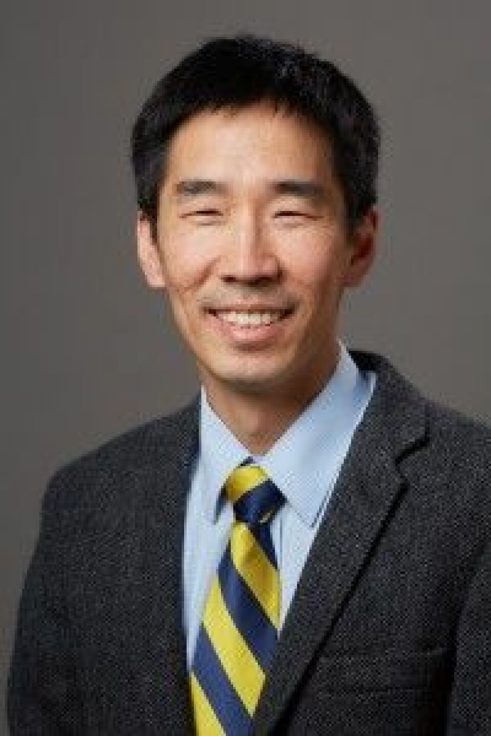 James B. Yu håper at studien fører til at både leger og pasienter tar mer informerte valg når de velger kreftbehandling. (Foto: Yale Cancer Center)