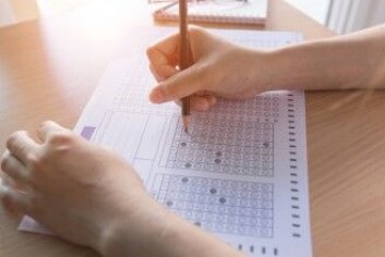 De 64 mennene i forsøket fikk testet sine kognitive evner både etter operasjonen og igjen seks måneder senere. I perioden mellom hadde 22 av dem også fått cellegift. (Foto: Chompoo Suriyo / Shutterstock / NTB scanpix) De 64 mennene i forsøket fikk testet sine kognitive evner både etter operasjonen og igjen seks måneder senere. I perioden mellom hadde 22 av dem også fått cellegift. (Foto: Chompoo Suriyo / Shutterstock / NTB scanpix)