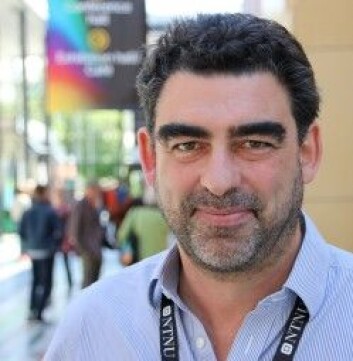 forskning.no møtte Nick Lane på Starmus-festivalen. Han forsker på biokjemi og livets begynnelse ved University College London. (Foto: Lasse Biørnstad) forskning.no møtte Nick Lane på Starmus-festivalen. Han forsker på biokjemi og livets begynnelse ved University College London. (Foto: Lasse Biørnstad)