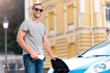 15 prosent av det globale bilsalget skal være av elektriske biler i 2020, er et av målene i kommentaren. (Foto: Dmytro Zinkevych / Shutterstock / NTB scanpix) 15 prosent av det globale bilsalget skal være av elektriske biler i 2020, er et av målene i kommentaren. (Foto: Dmytro Zinkevych / Shutterstock / NTB scanpix)