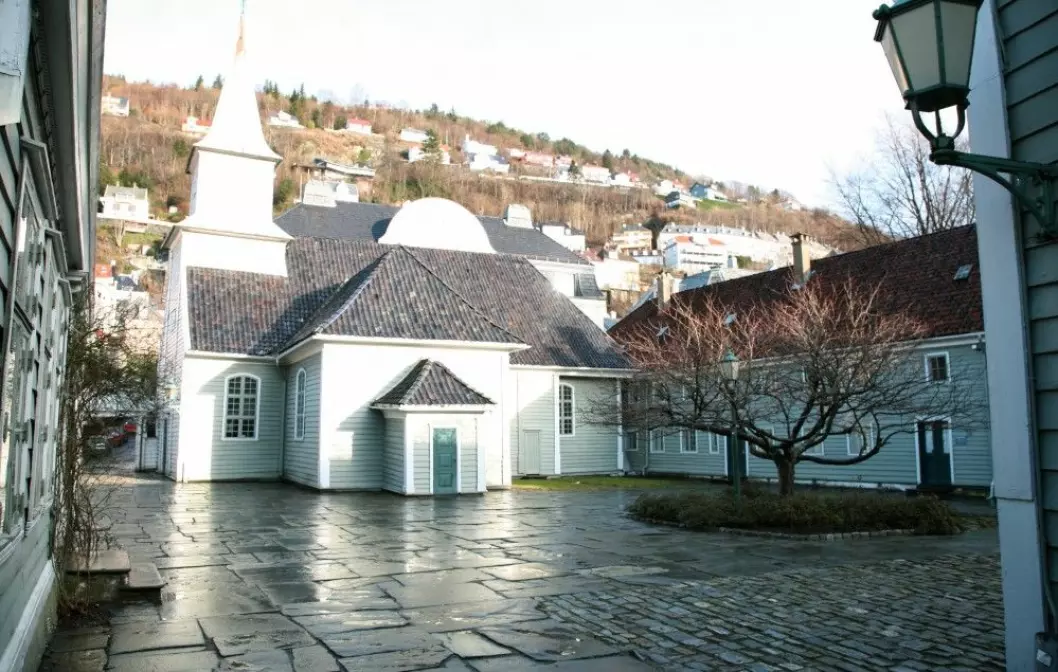 St. Jørgens hospital, i dag Lepramuseet i Bergen. (Foto: Nina Aldin Thune, Creative Commons Navngivelse-Del på samme vilkår 2.5 Generisk)